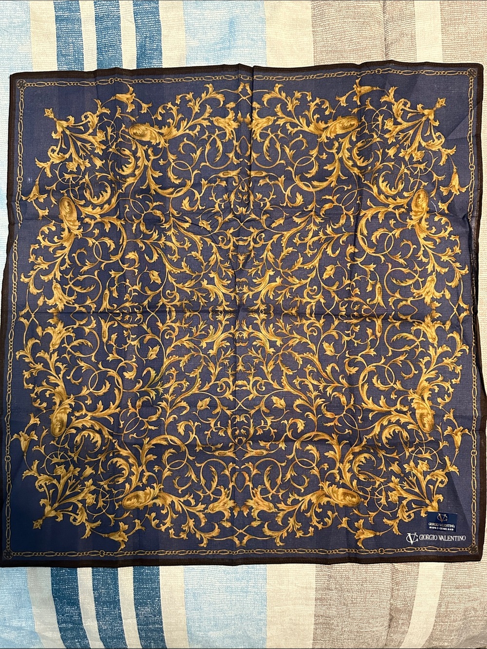 Giorgio Valentino handkerchief